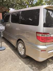 A picture of Toyota Alphard