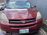 A picture of Sienna 2005 model
