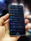 A picture of AQUOS R2