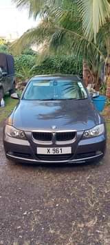 bmw 320i