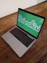 A picture of MACBOOK PRO RETINA DISPLAY 13 inch 2017 Four Thunderbolt 3