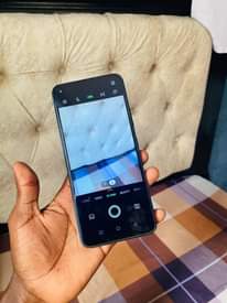 A picture of Infinix hot 10 gb 64