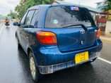 A picture of VITZ OLDMODEL NAMBA D