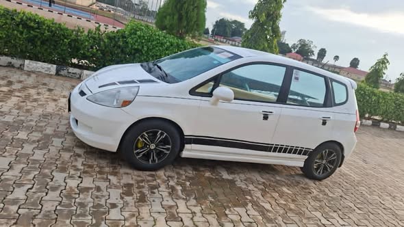A picture of Honda jazz