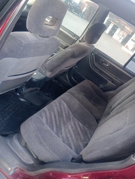 A picture of 2000 Honda CR V