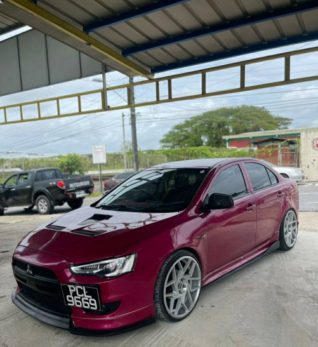mitsubishi lancer
