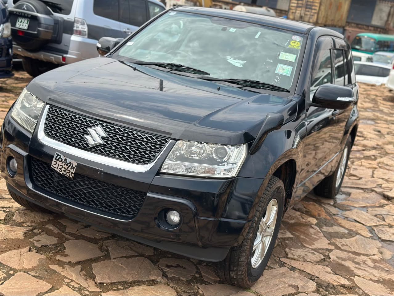 A picture of Suzuki Escudo 2012 model