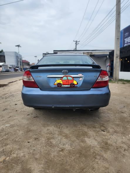 A picture of Toyota Camry 2004