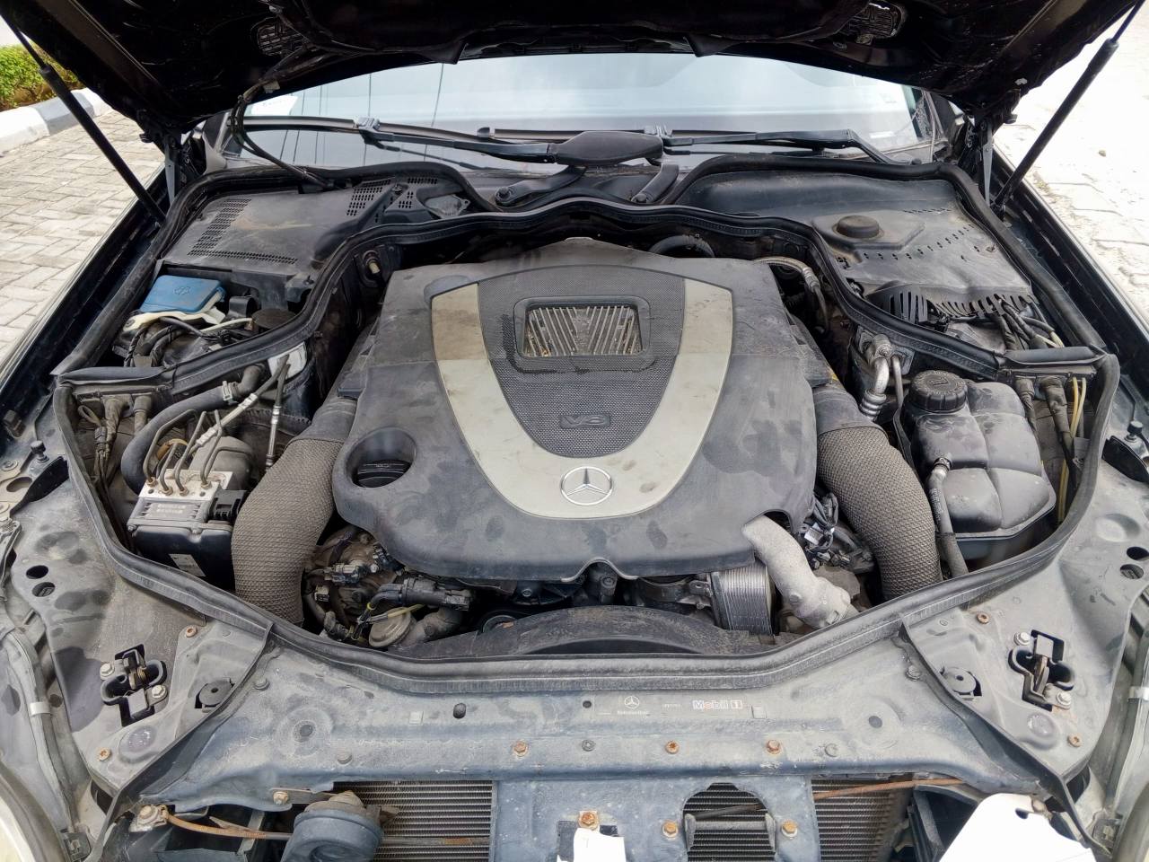 A picture of 2008 CLS550