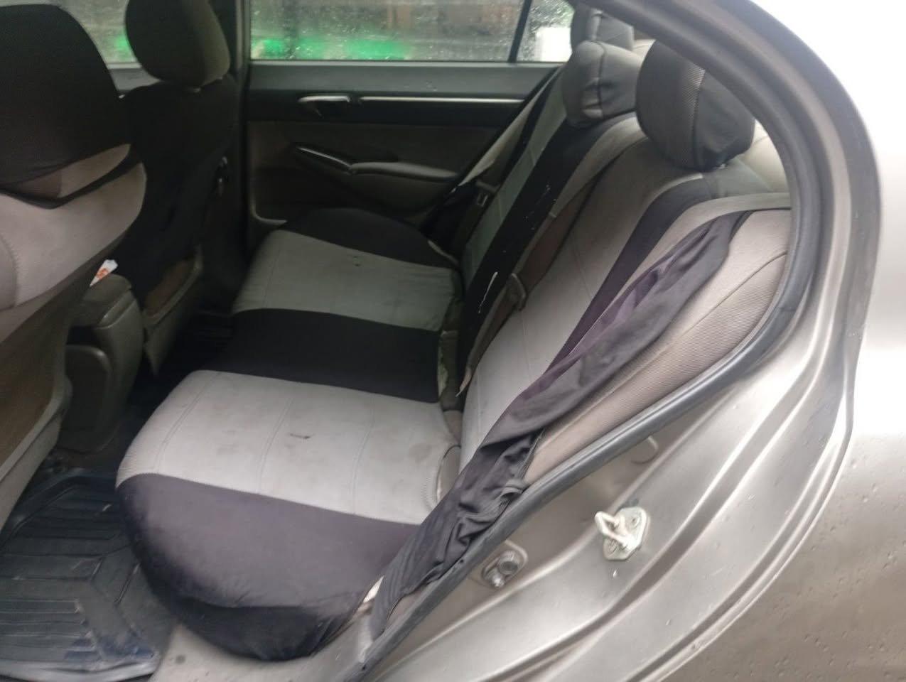 A picture of Very Sharp 2006 Honda Civic Price 2 5M Buyer settlement