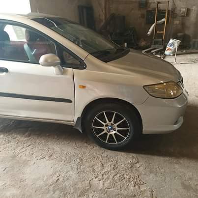 A picture of Honda city
