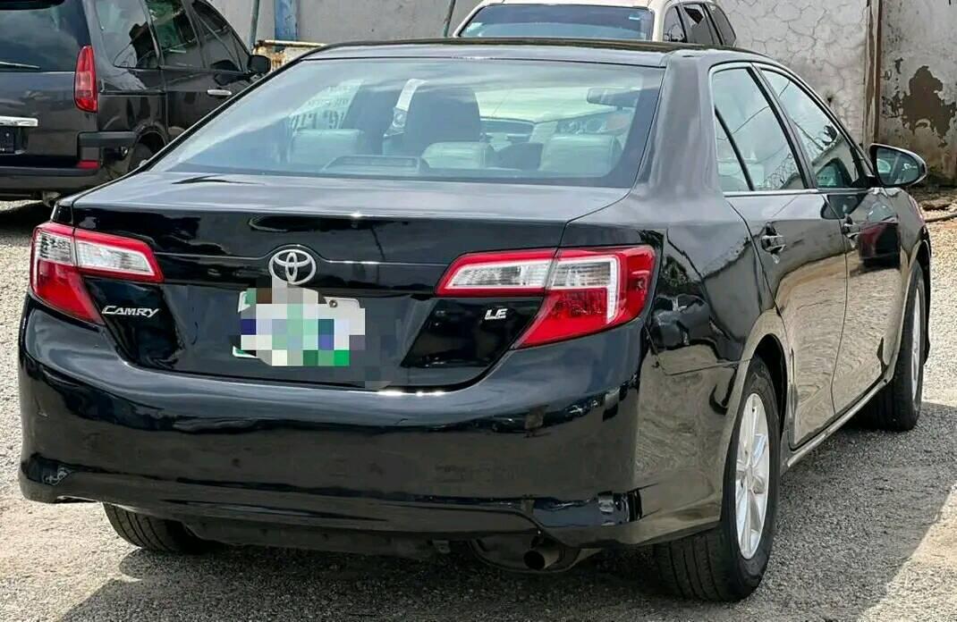 A picture of car