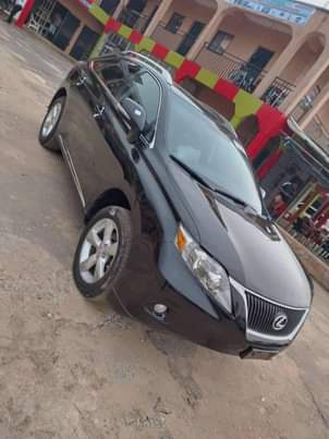 A picture of Rx350 big body
