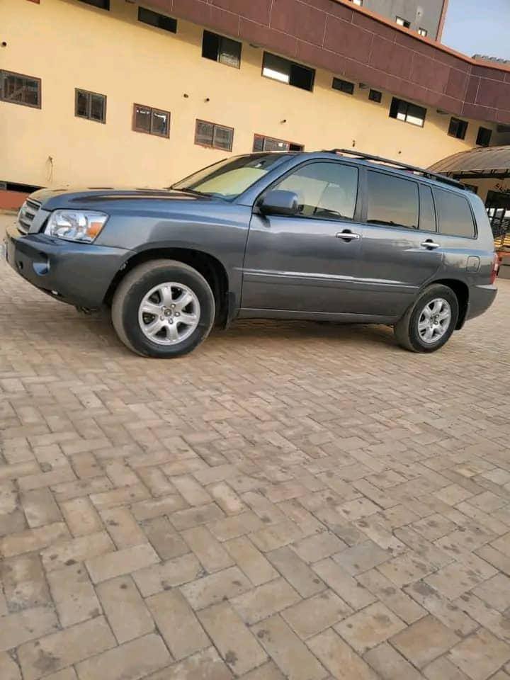 A picture of Toyota Highlander