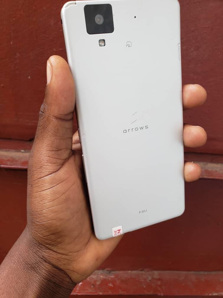 A picture of Docomo arrows f01j