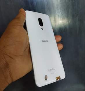 A picture of AQUOS ZERO 2 Edge 256GB Rom 8GB Ram