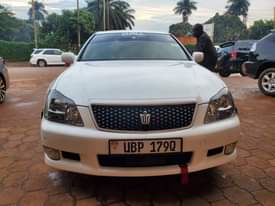 A picture of 2008 Toyota Crown athlete
