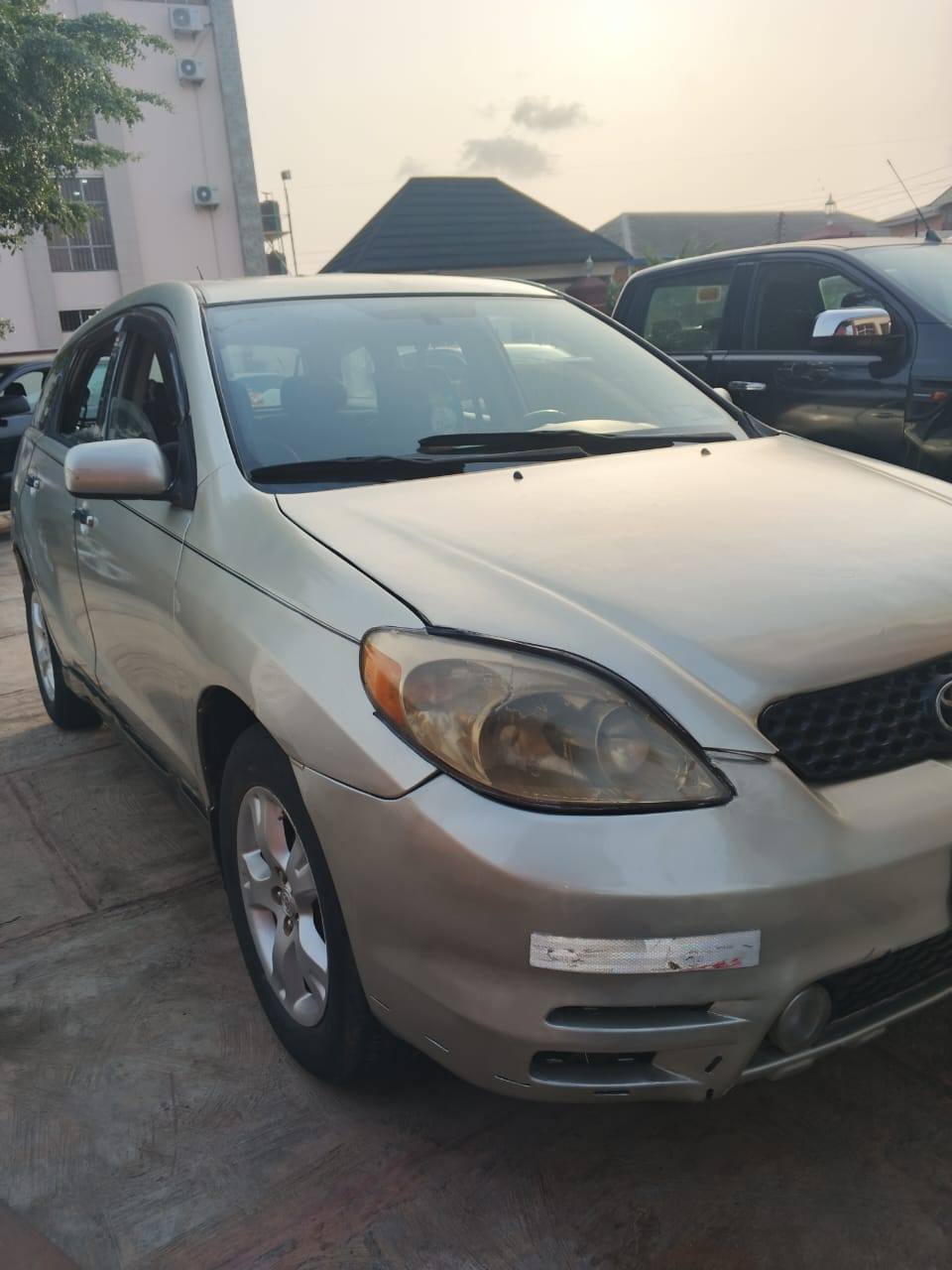 A picture of AWOOF AWOOF Owner need money ASAP Toyota matrix 04 model