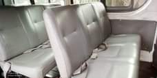A picture of 2012 hummer bus