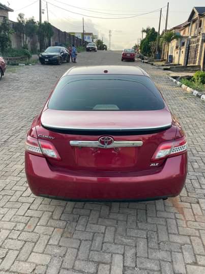 A picture of RIGHT FROM OWNERS HOUSE Briefly used Toyota Camry 2011 LE