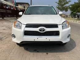 A picture of 2012 Toyota RAV4 limited full option Keyless Price 12 5m