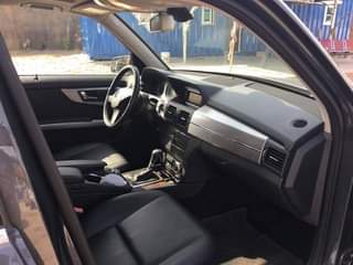A picture of 2010 Mecedes Glk Full option