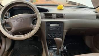 A picture of Neatly used Toyota Camry 2 2 Engine very sound Gear