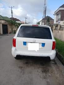 A picture of Well maintained Honda pilot