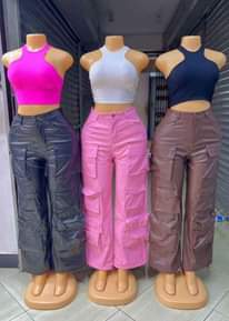 A picture of Cargo pants