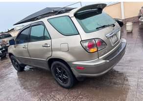 A picture of Lexus Rx300 08086526999