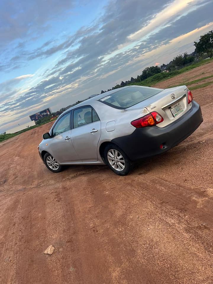 A picture of 010 Corolla le with untempered engine and gear AC working