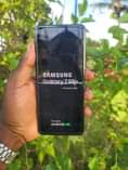 A picture of Samsung galaxy Z flip 5G 0743109325