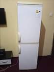 A picture of Hisense fridge double door inagandisha sana na kupoza vzr bei