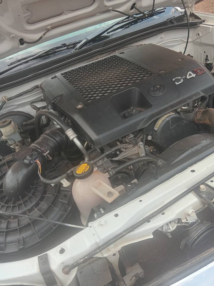 toyota hilux vigo