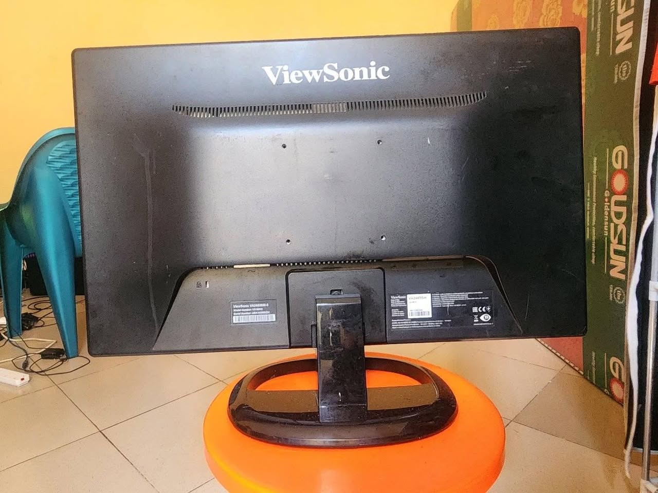 A picture of VIEW SONIC COMPUTER MONITOR