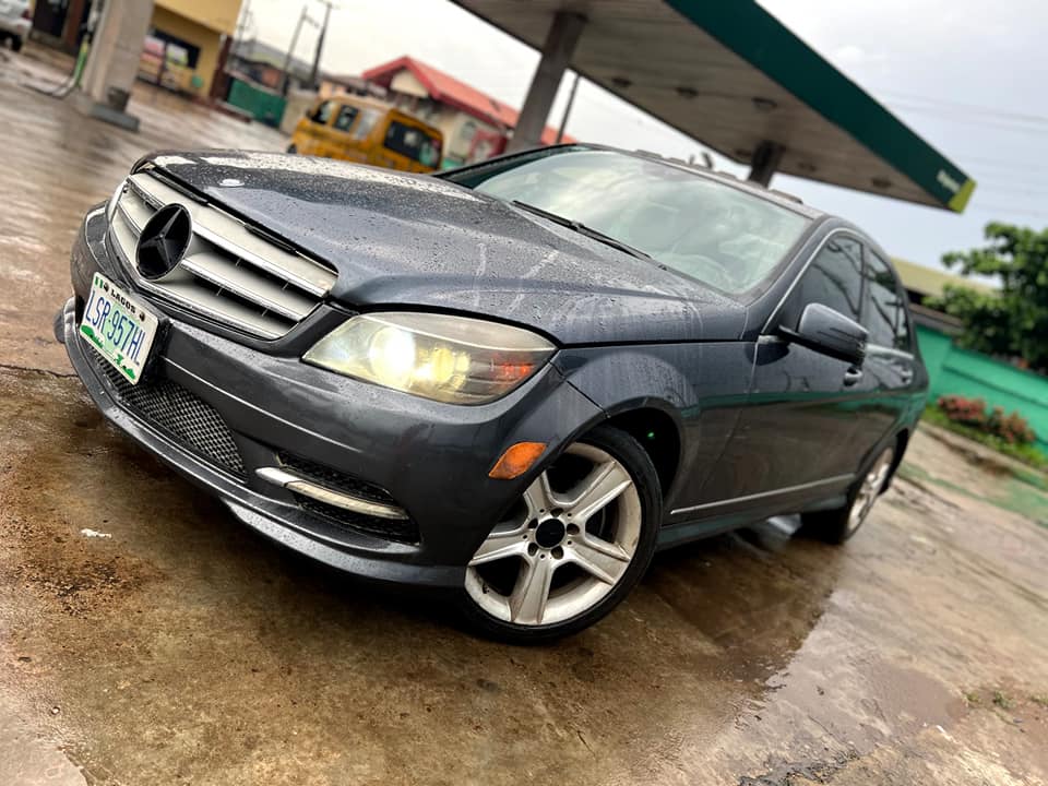A picture of Clean 7 months used C300