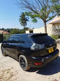A picture of Toyota harrier
