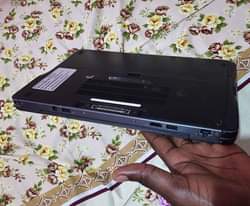 A picture of Dell latitude W7240 512Ssd Ram 4Gb