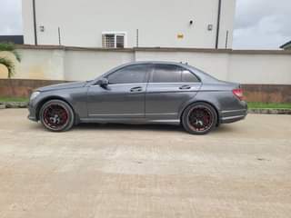 A picture of 2009 MERCEDES BENZ C300 First User and First registration Super