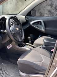 A picture of Toyota RAV4 2008 model for sale 4plug oven baked on