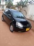 A picture of Vitz inauzwa milioni 6 laki 2 call 0714398166