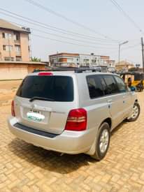 A picture of A very clean deal 2006 model Toyota Highlander available in