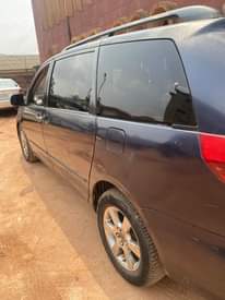 A picture of Toyota Sienna 2005 Sango otta Nothing to fixed Engine and