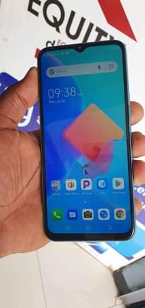 A picture of Tecno spark 8c with 64gb 4gb on sell 300k in