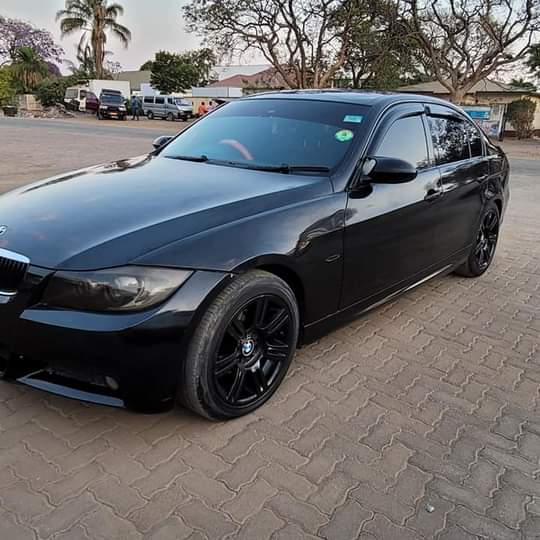 classifieds/cars bmw