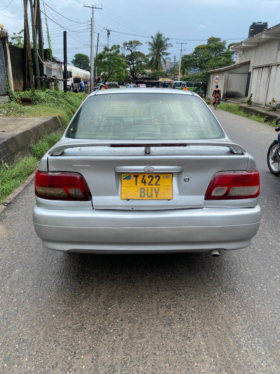 A picture of TOYOTA CARINA TI
