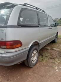 A picture of 1999 Toyota Previa Direct component