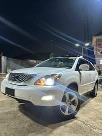 A picture of Rx330 2005 Toks 13Million