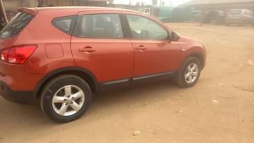 A picture of NISSAN QASHGAI 2008 Auto PRICE 7M First body tokunbo Slightly