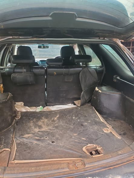 A picture of Toyota harrier 8m